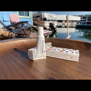 Mad Hippie #40 Concealer